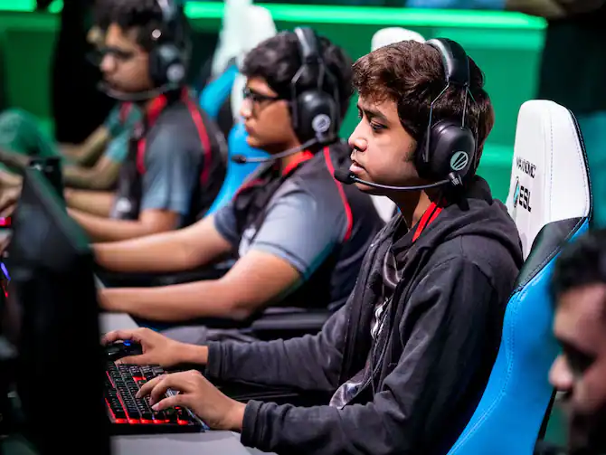 The Gaming Phenomenon Exploring the Explosive Growth of Esports in